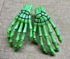 Item thumbnail for item 737a7d1e-1a23-4676-98d8-957a25f7c8d5