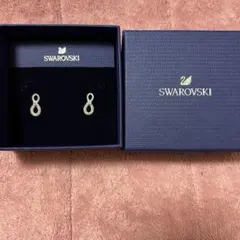 【新品 正規品】スワロフスキー　ピアス　インフィニティ