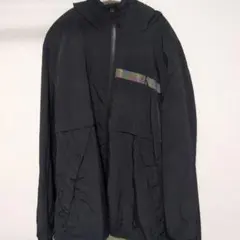 Calvin Klein ブラックナイロンジャケット