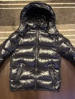 MONCLER ブラック フード付きダウンジャケット
