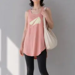 ナイキ［M］新品タグ付◎春色◎やわらか◎ビッグロゴプリント◎タンクトップウェア