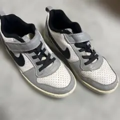 Nike スニーカー グレー ブラック ベルクロ　20センチ