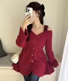 新品未使用　NICE CLAUP ぺプラムフェザーチュニック　レッド