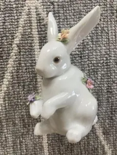 気配りのあるウサギ　＃7578　★リヤドロ　スペイン　箱付き ご成約済み 気配りのあるウサギ ＃7578 ☆リヤドロ スペイン 箱付き ご成約