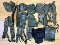 自衛隊迷彩　装備品セットのサムネイル