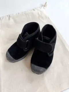 Item thumbnail for item 4d9bf39a-5736-4646-a70e-26c9785c322a