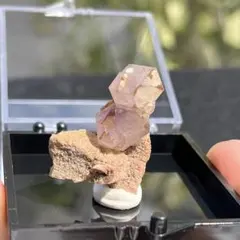 高品質　カクタスアメジスト　カテドラル　オールドストック　母岩付き　レア
