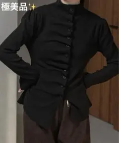 【極美品】ラウジー　ハイネックフロントウェーブニット　ブラック　lawgy