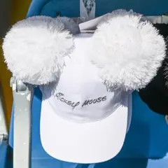 ディズニー ミッキーマウス ポンポン付きキャップ