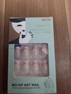 ファッションデザイナーネイル 24個入り　ネイルチップ　つけ爪