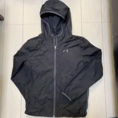 Under Armour フード付きウィンドブレーカー