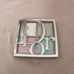 Dior バックステージ グロウマキシマイザー パレット ハイライト 002