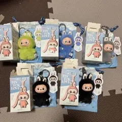 まとめ売り 9点 POP MART PIN FOR LOVE イニシャル ラブブ