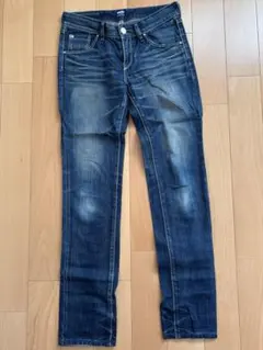 Levi's レディーススキニーデニム ダークブルー
