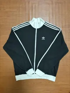 adidas アディカラー ワッフル クラシック トラックトップ kc2619