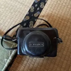 YASHICA 35 コンパクトフィルムカメラのサムネイル