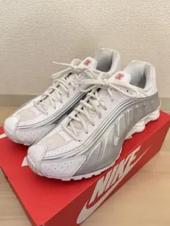 NIKE SHOX R4 WHITE METALLIC SILVER 29cm