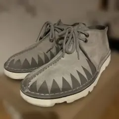 UK9 新品 NEIGHBORHOOD×Clarks デザートトレック 灰 - メルカリ