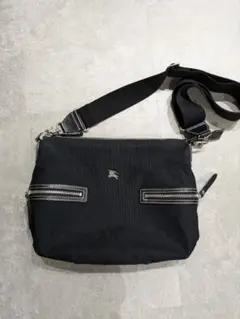 希少✨美品✨ バーバリー ブルーレーベル ショルダーバッグ ブラック ホース刺繍 バーバリーブルーレーベル ショルダーバッグ 黒 ブラック ホースロゴ