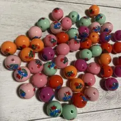 花柄プラスチックビーズ全54個