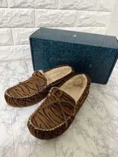 超美品級✨EMU エミュ　タイガー柄　ブラウンモカシン　24cm 箱付き✨