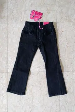 ブラックジーンズ子供用Size4　新品未使用品