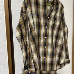 長袖シャツ　Mサイズ　G U