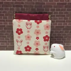 梅の花とうさぎさん♪ハンドメイド＊バネポーチ☆ミニポーチ