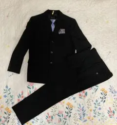 ◆少々訳あり♦男子160サイズ フォーマルスーツ ブラック＊スッキリストライプ