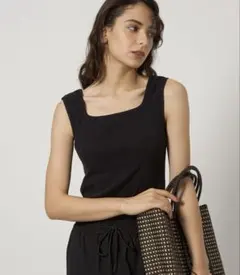 グリーンレーベルリラクシングデコルテ フライス タンクトップ 新品未使用