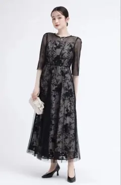 チュールレイヤードフラワー刺繍ドレス　Rirefete YAMADAYA