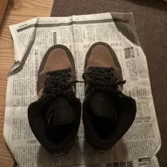 Nike Air Jordan 1 Mid ブラウン/ブラック