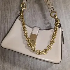 CHARLES & KEITH ショルダー バッグ ベージュ チェーンのサムネイル