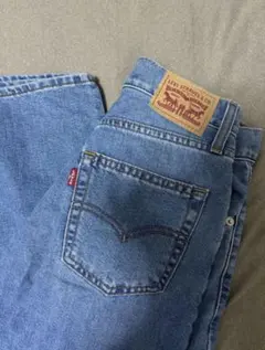 Item thumbnail for item 44a2accd-d814-4ad1-840d-574cb12e1268