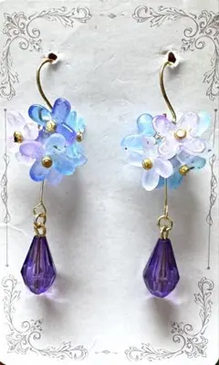 【F20】フラワービーズのハンドメイドピアス/イヤリング