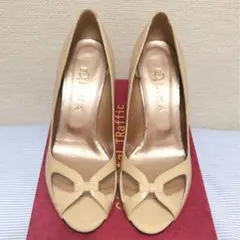 値下げ★新品未使用★ダイアナ★ベージュオープントゥパンプス