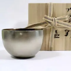 内田鋼一 肉厚抹茶碗 プラチナ彩 共箱有18万 茶道 岡晋吾 辻村史朗 泉田之也のサムネイル