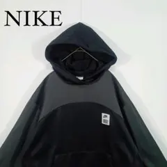 NIKE ナイキ ブラック パーカー プルオーバー　M
