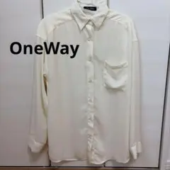 ワンウェイ　OneWay ホワイト系　長袖ブラウスのサムネイル