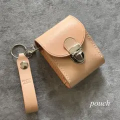 ストラップ付き小物入れ　ナチュラル　レザー　本革