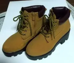 ベージュ 合成皮革ブーツ ジッパー付き M