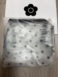 MARY QUANT ミニデイジータッチポーチ