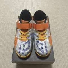 【umbro】 はばひろソフトサッカーシューズSB