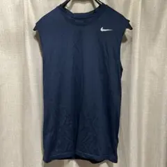 ノースリーブ タンクトップ