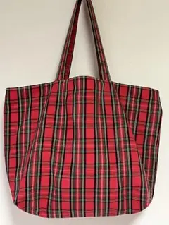 国産　綿麻タータンチェックの横長バッグ　紺×赤　ハンドメイド 国産 綿麻タータンチェックの横長バッグ 紺×赤 ハンドメイド
