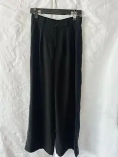 ブラック ワイドパンツ Fサイズ
