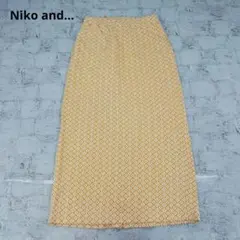 Niko and... ニコアンド　バックスリット刺繍ロングスカート