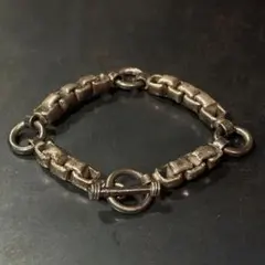 Item thumbnail for item cf5c7677-4283-455c-8b83-d44deba3bd1e