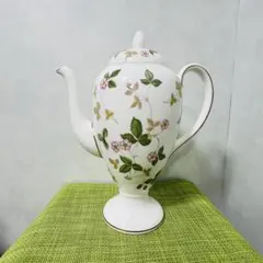 ウェッジウッド　ワイルドストロベリーコーヒーポット（黒壺）