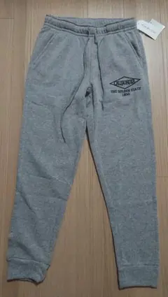 【新品タグ付】裏起毛 グレー ジョガーパンツ プリント入り